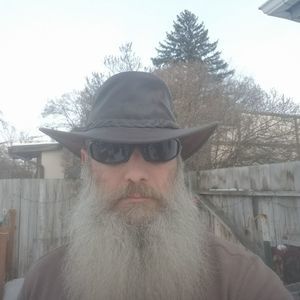 Meet your Posher, Clay